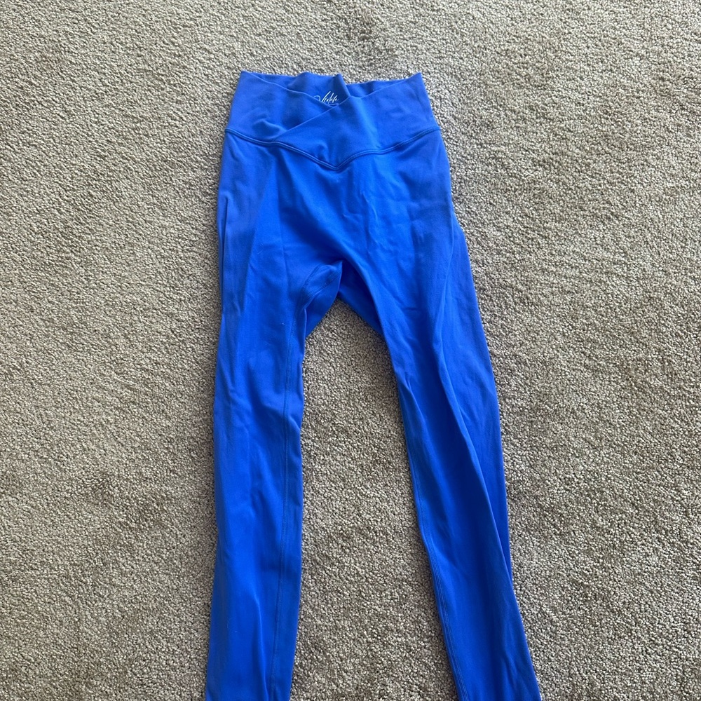 Violate the dress code Blue High-Waisted 7/8 Leggings